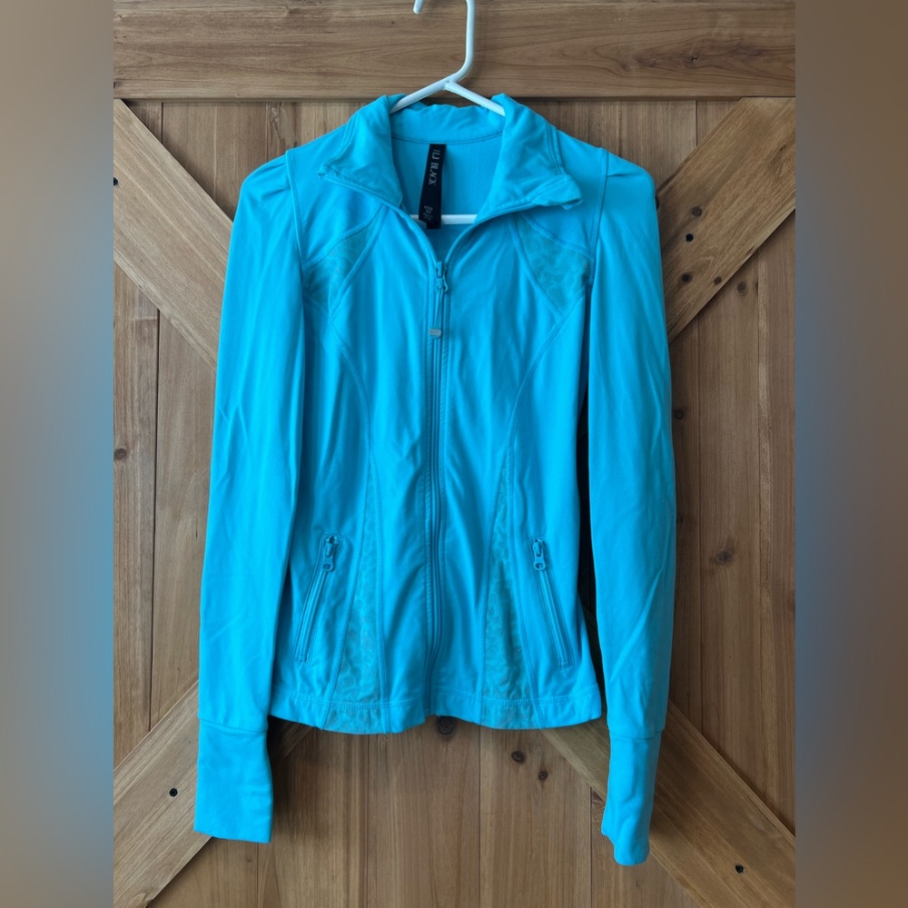 Lorna Jane Athletic zip up jacket, teal, leopard Xs